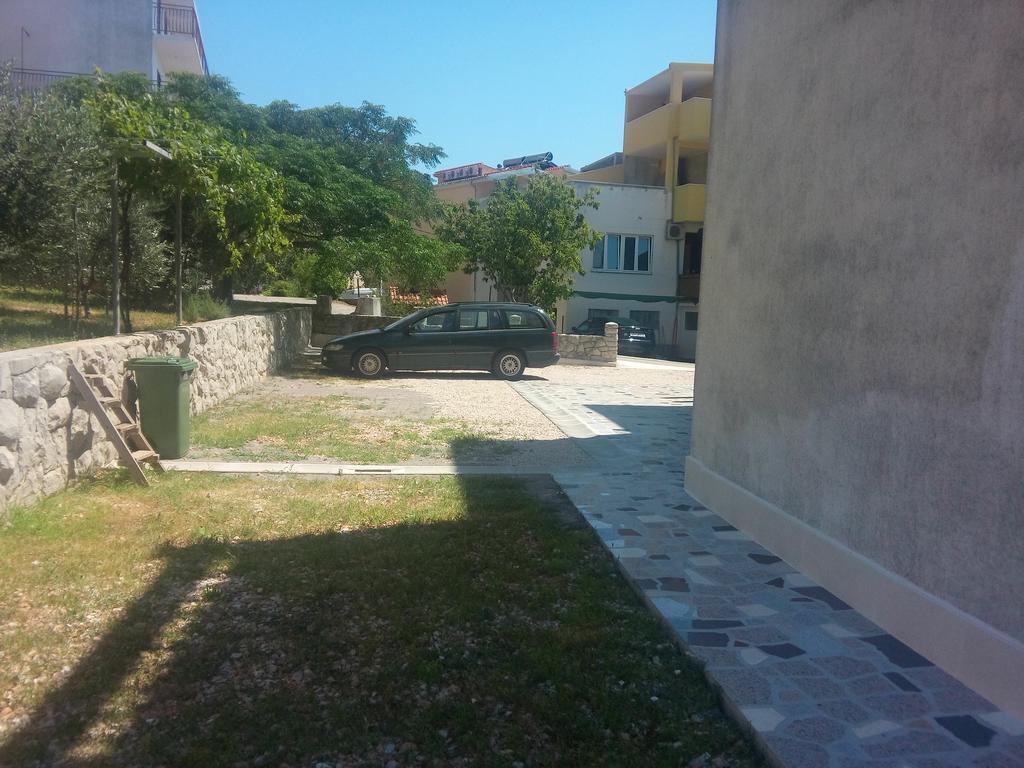 Apartments Erceg Omiš Εξωτερικό φωτογραφία