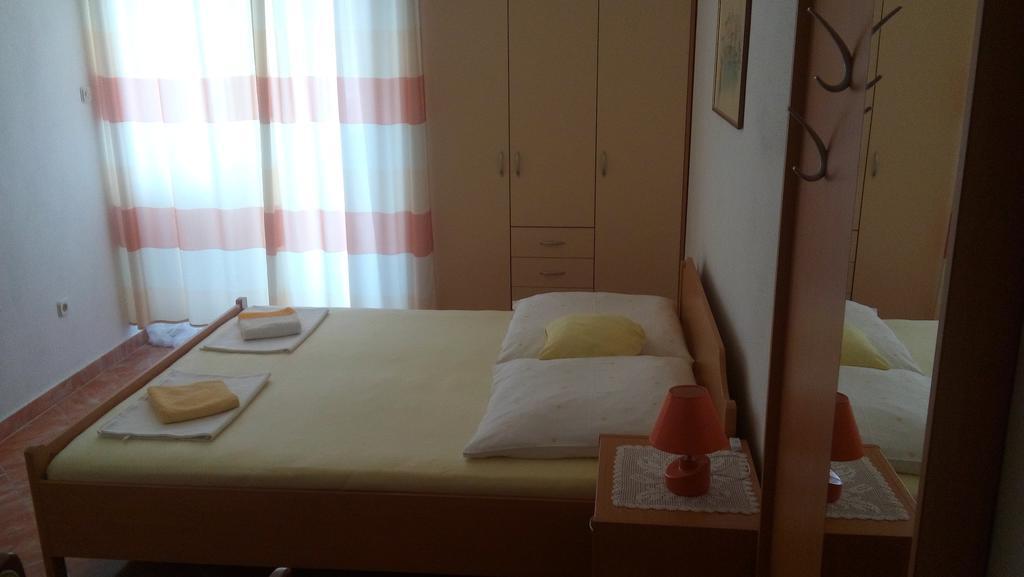 Apartments Erceg Omiš Εξωτερικό φωτογραφία