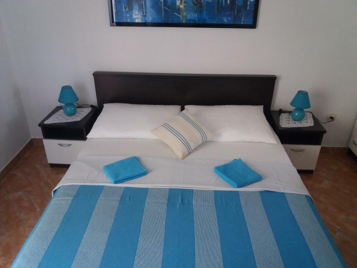 Apartments Erceg Omiš Εξωτερικό φωτογραφία