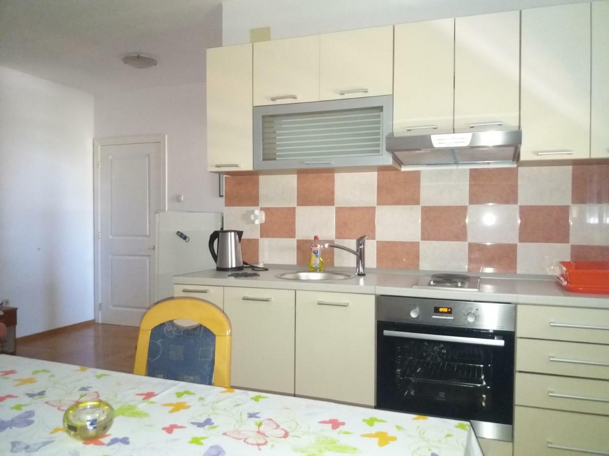 Apartments Erceg Omiš Εξωτερικό φωτογραφία