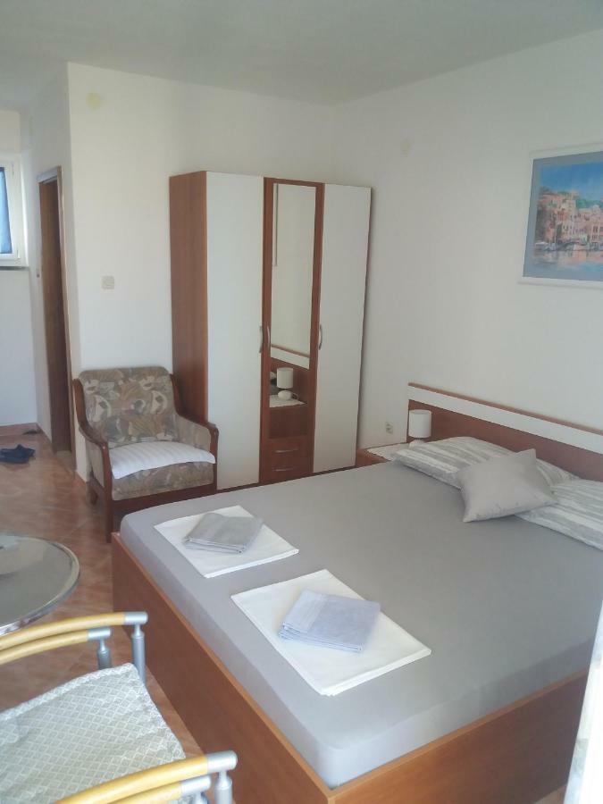 Apartments Erceg Omiš Εξωτερικό φωτογραφία