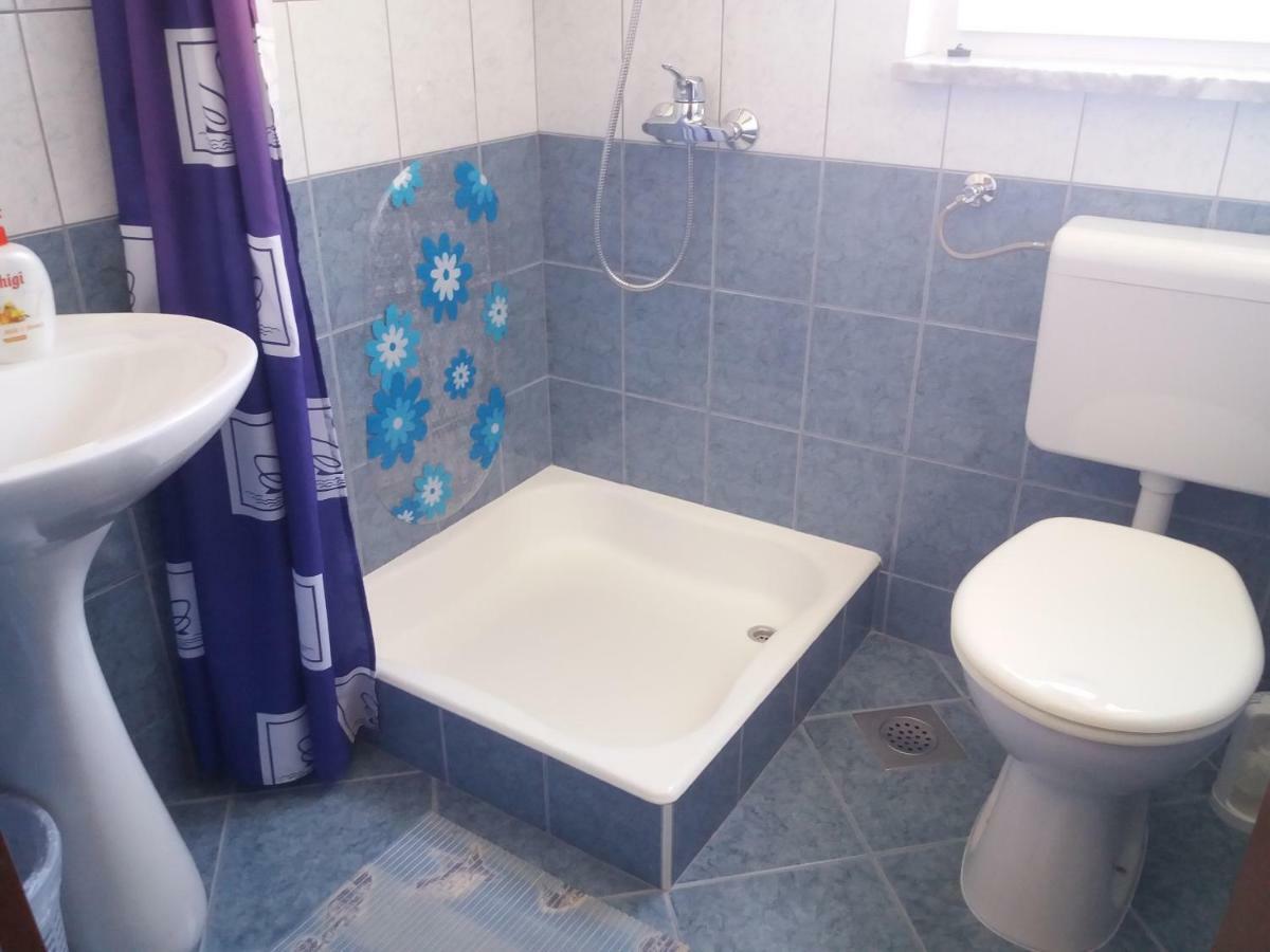 Apartments Erceg Omiš Εξωτερικό φωτογραφία